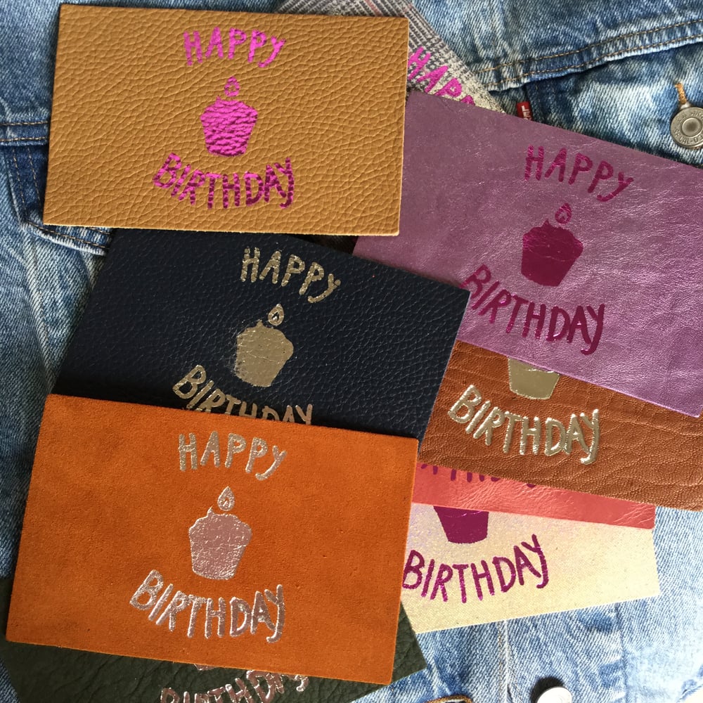 Image of Cartes  Happy birthday  en cuir upcyclé Bandit Manchot 