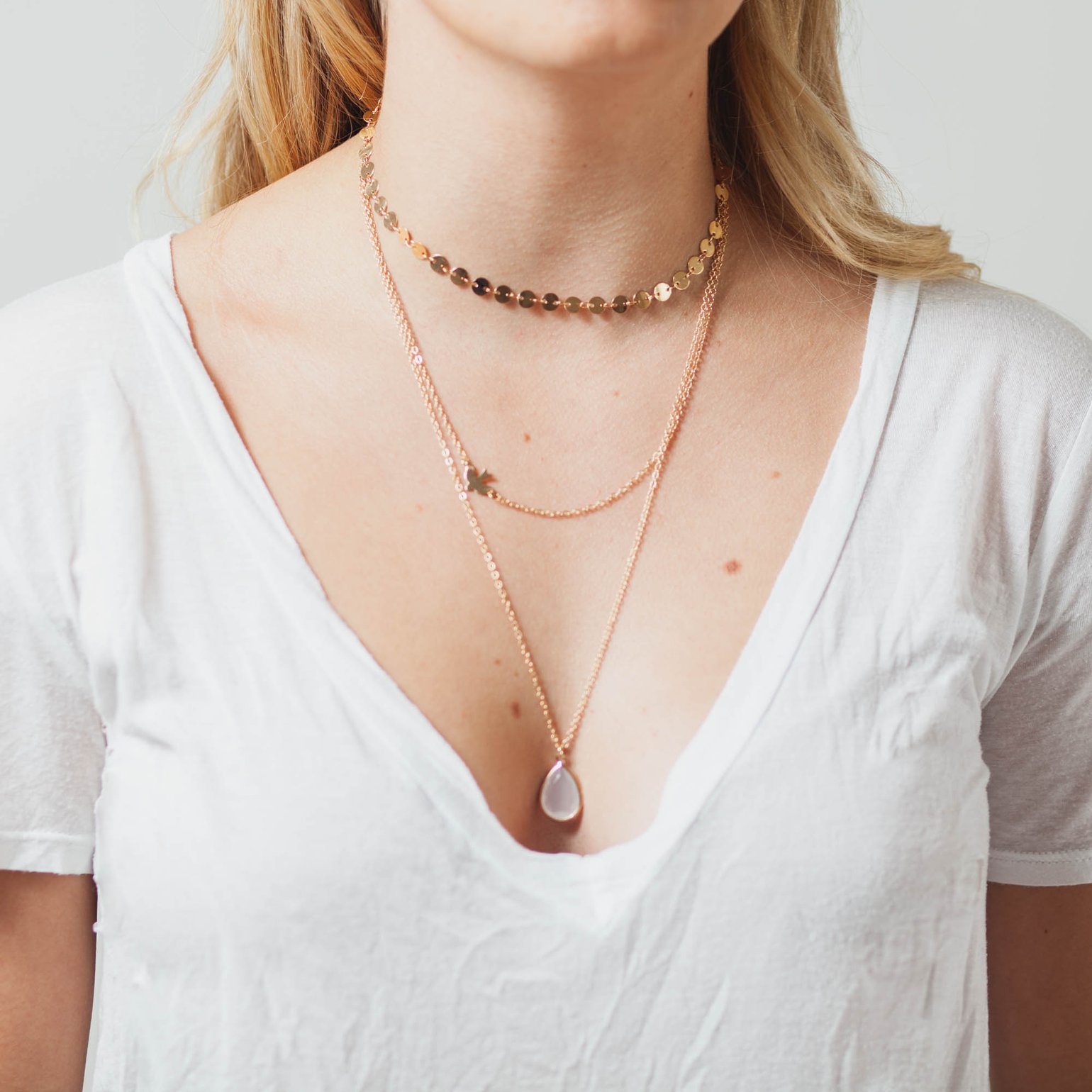 Image of DOVE + ROSE QUARTZ NECKLACE