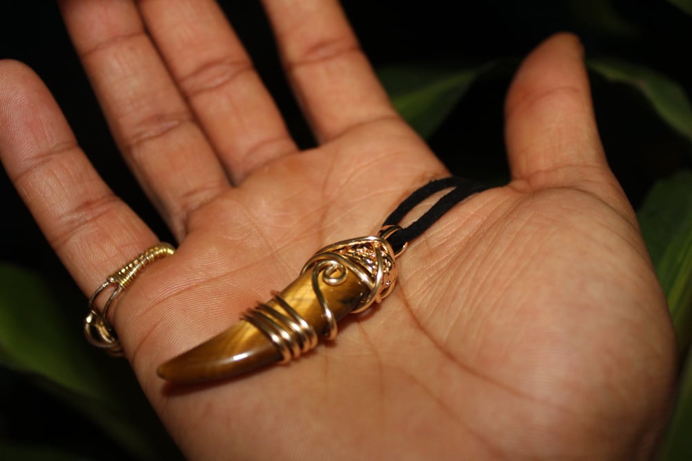 Image of Tigers Eye Sabor tooth Unisex necklace