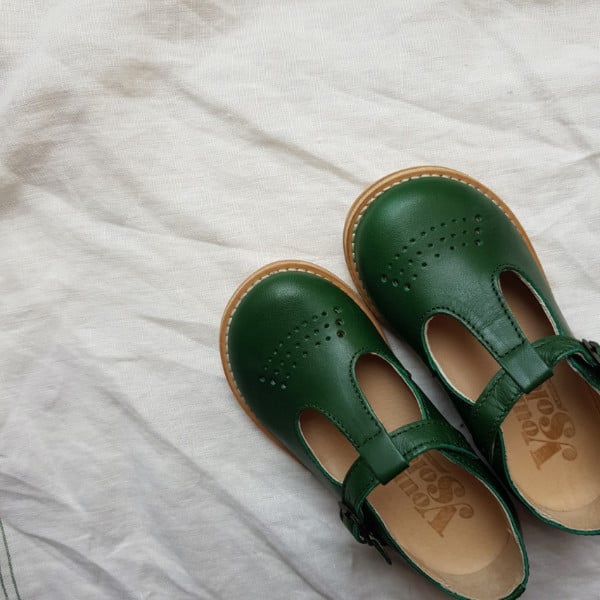 DOTTIE T BAR SHOE PEA GREEN LEATHER JUNIOR