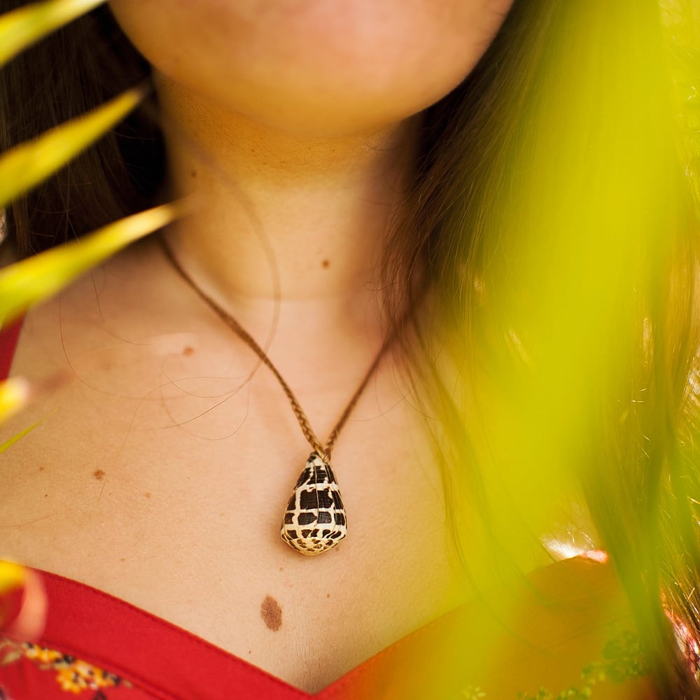Image of Hawaiian Hebrew cone shell necklace with locking seaglass clasp