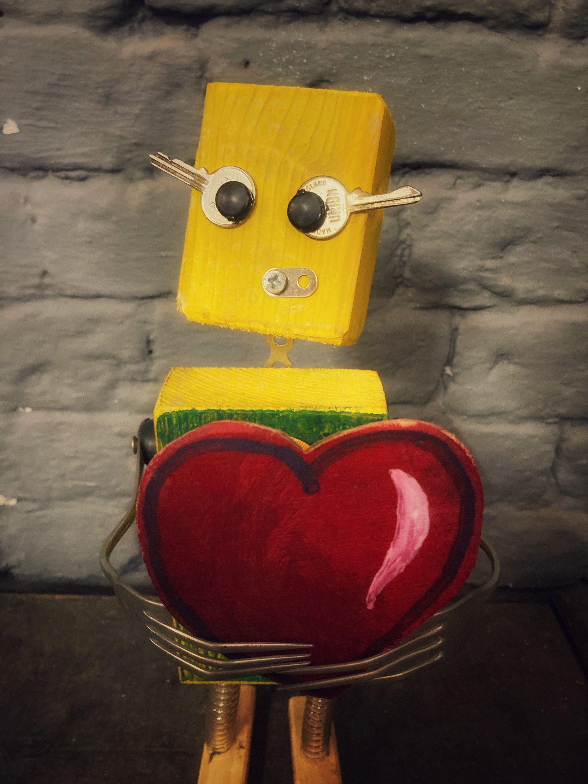 Luvya | Gizmobots