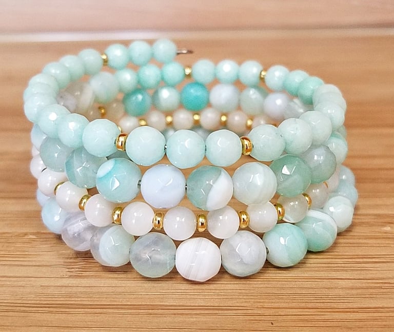 Mother of Pearl Bracelet Image 2