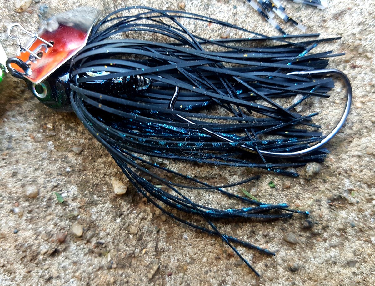 insanitytackle — We-chat (weedless chatterbait)