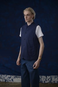 Image 2 of Clayton Gilet linen - French Blue 