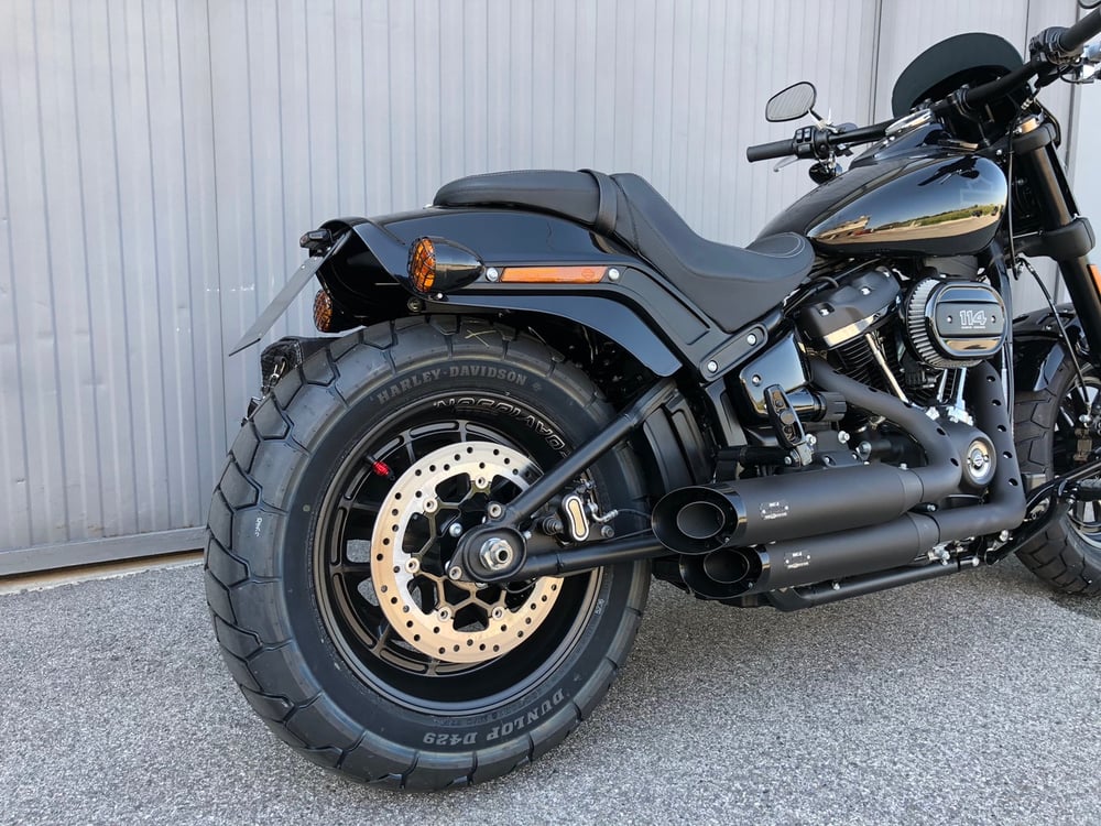 Image of MCJ PLATE HOLDER SOFTAIL FAT BOB 2018 UP