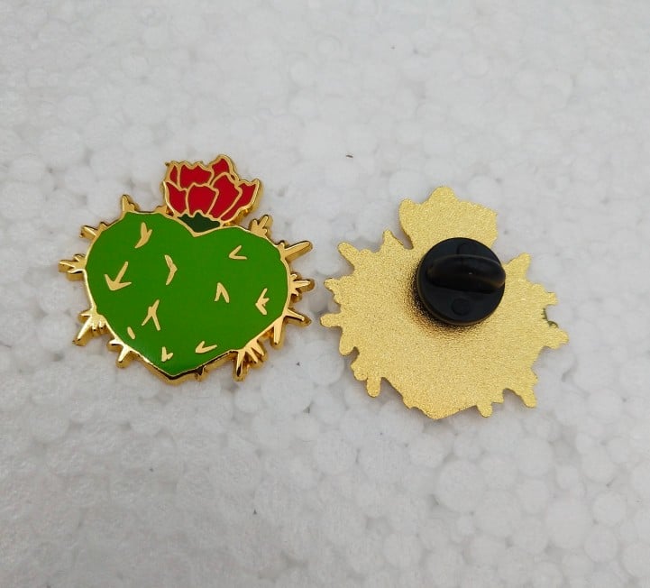 Image of Nopal Sagrado enamel pin