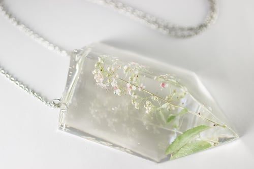 Image of Meadowsweet (Filipendula ulmaria) - Chunky Statement Prism Necklace #1