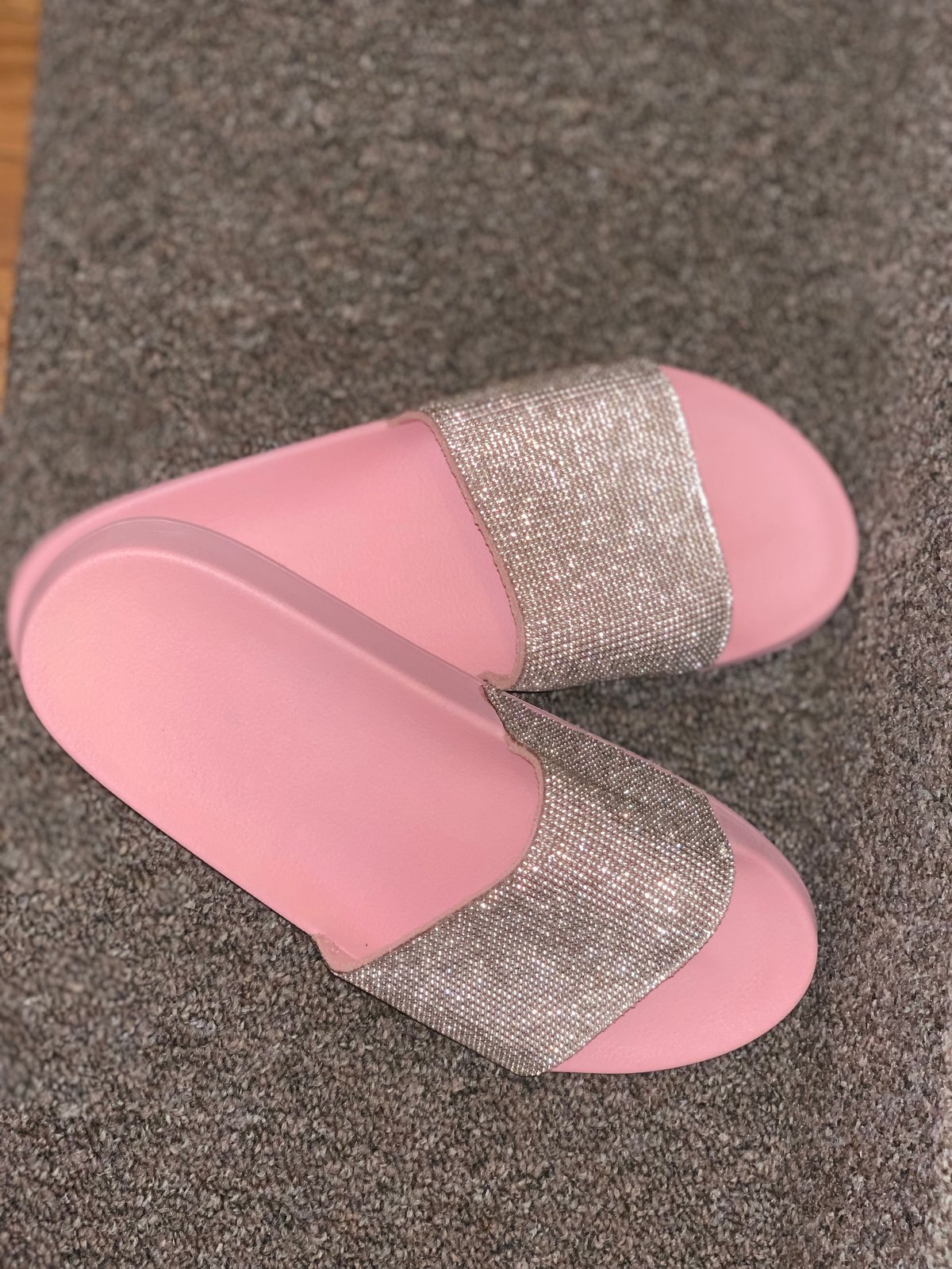 glitter slides pink