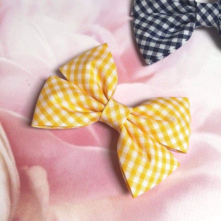 Gingham Amalie Bow Image 3