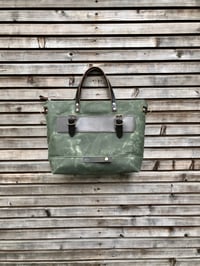 Image 5 of Waxed canvas bicycle bag with zipper closure / tote bag / bike accessories