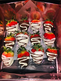 chocolate covered strawberries 