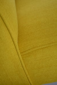 Image 4 of Fauteuil Hom24 jaune