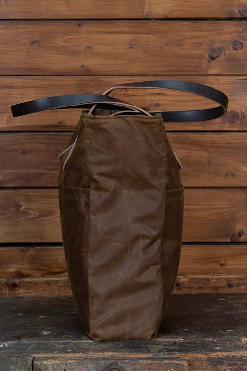 Image of Shopper - Waxed canvas collection - 4 colours available