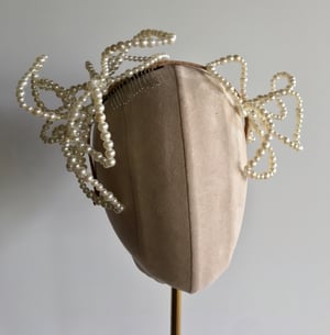 Image of Pearl headpiece 