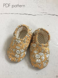 Image 2 of Baby shoes - PDF