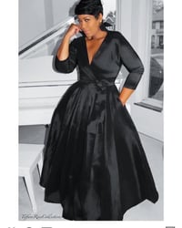 Image 2 of Black beauty