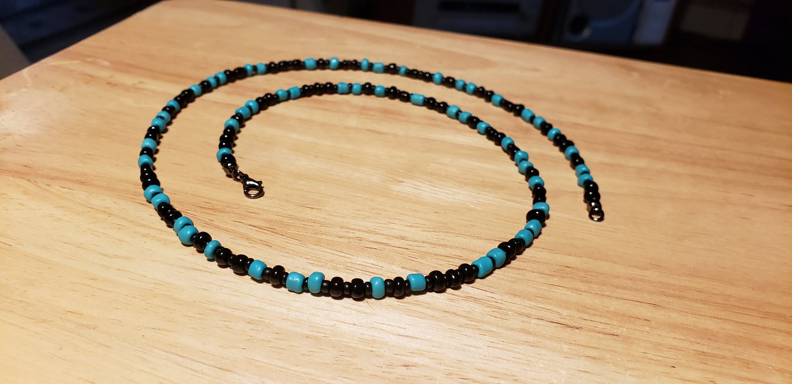 One hot sale bead necklace