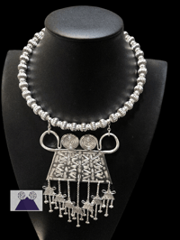 Image 4 of Victoria Necklace