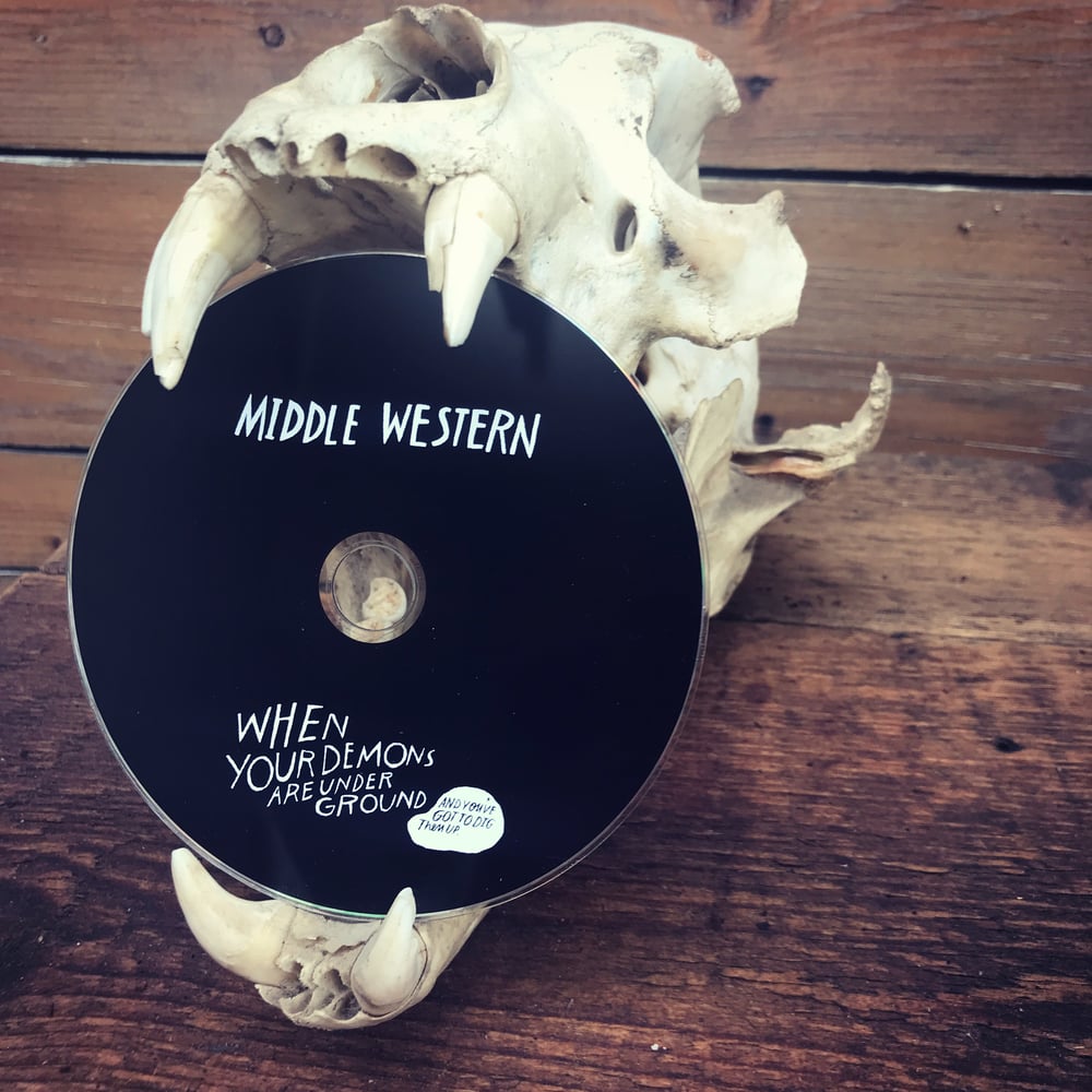 Middle Western  **CD**