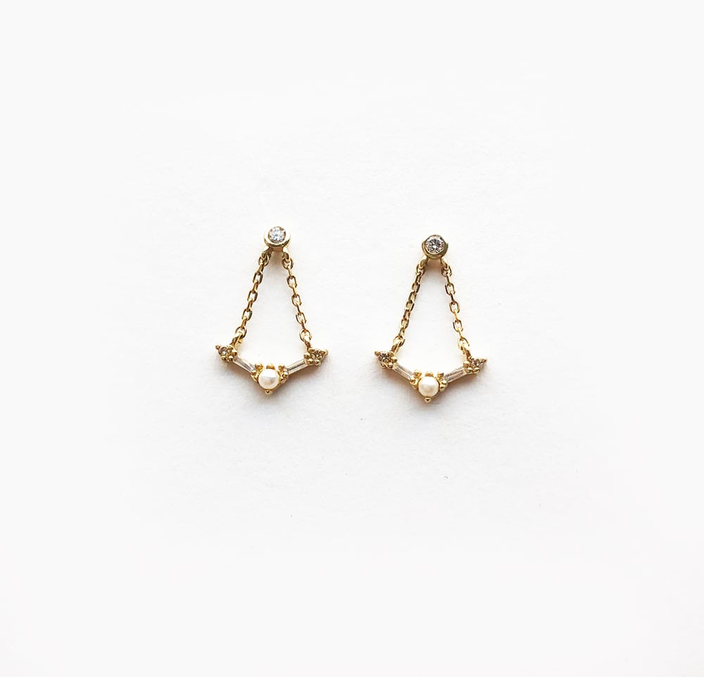 Image of Deco Chandelier Earring