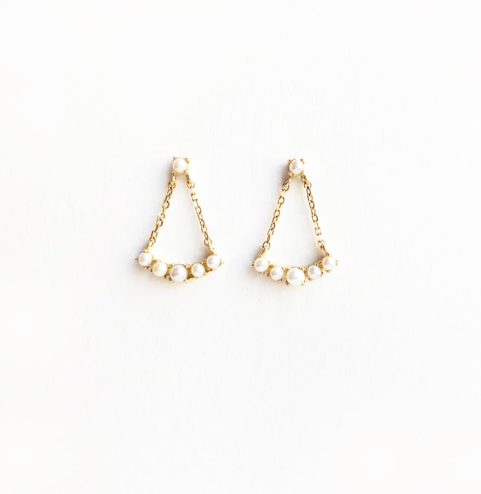 Image of Tiny Pearl Chandelier Earring