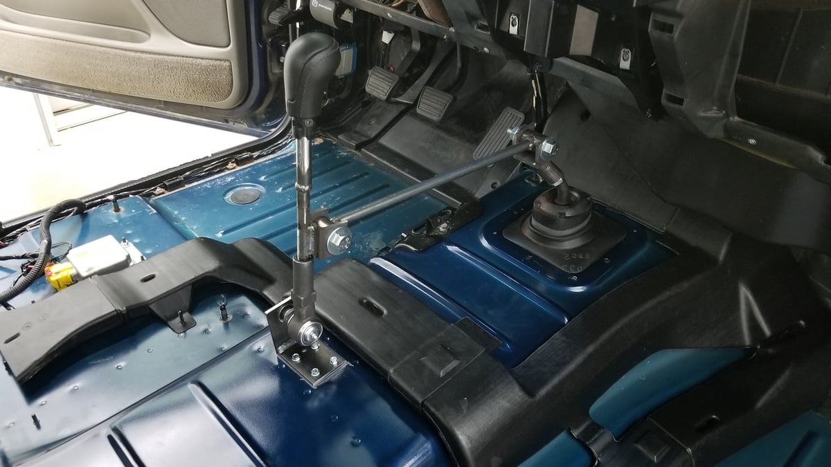 Camaro Style Remote Shifter Kit (For stock shift tower) Silverado