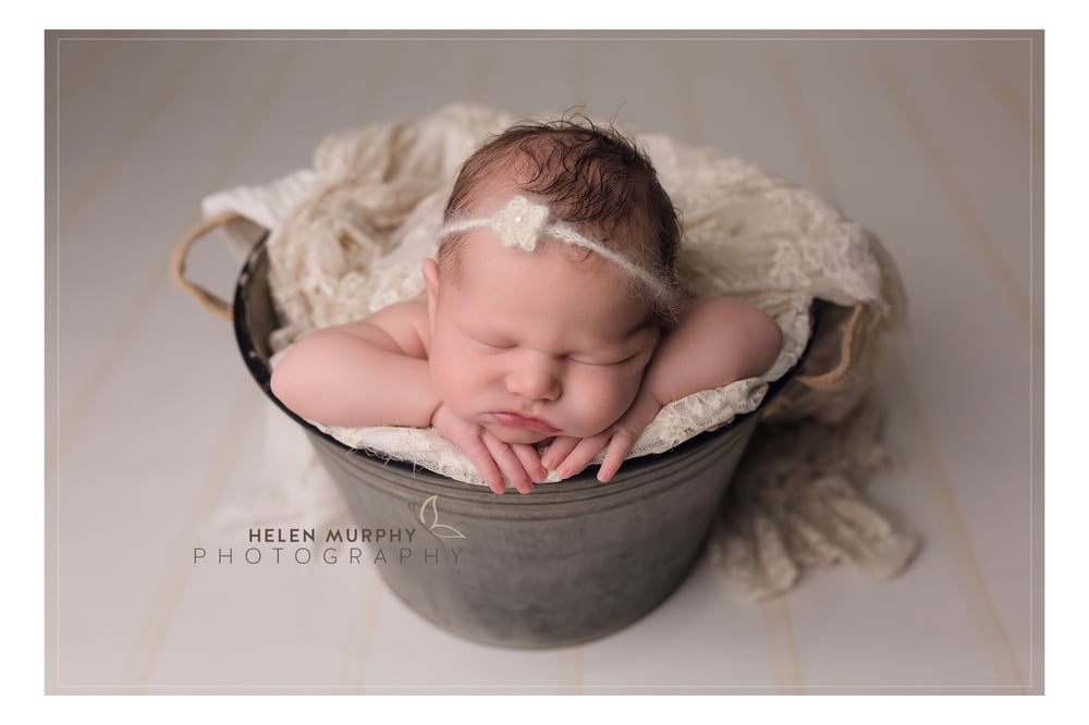 Image of Newborn Session Deposit