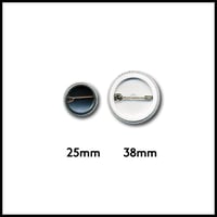 Image 2 of ΚΟΝΚΑΡΔΕΣ/ BADGES 38mm