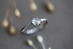 Image of platinum 5.0mm rose cut diamond ring (IOW103)
