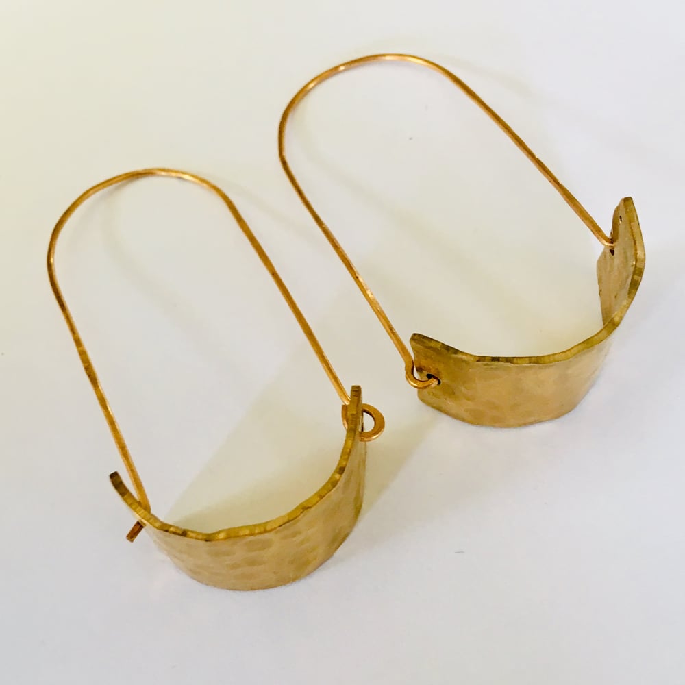 Image of Hammered Brass Mid-Mod Swings