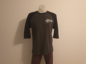 Image of Trust No-One Raglan (CHR/BLK)