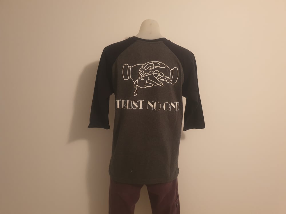 Image of Trust No-One Raglan (CHR/BLK)