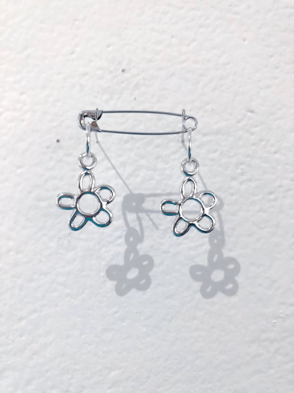 Image of lil flower earrings
