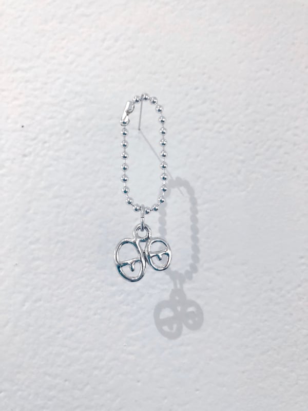 Image of fancy eyeballs keychain/hangtag