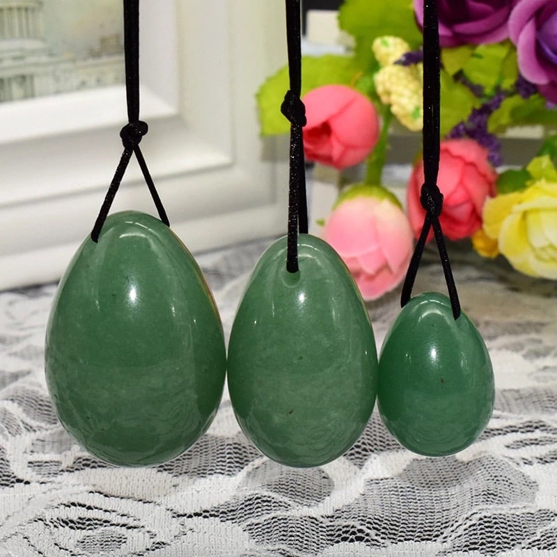 Image of 3 size set Jade Yoni Eggs with strings