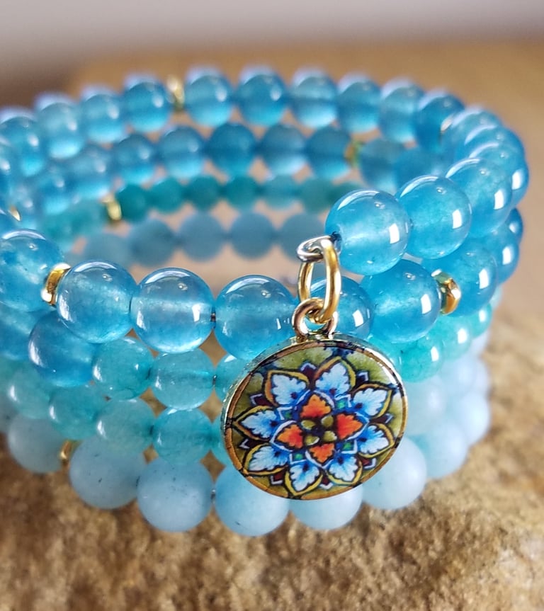 Gradient Waves Wrap Bracelet Image 2