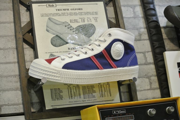 Vegancraft mid top sneaker shoes made in Slovakia tricolour Image 2