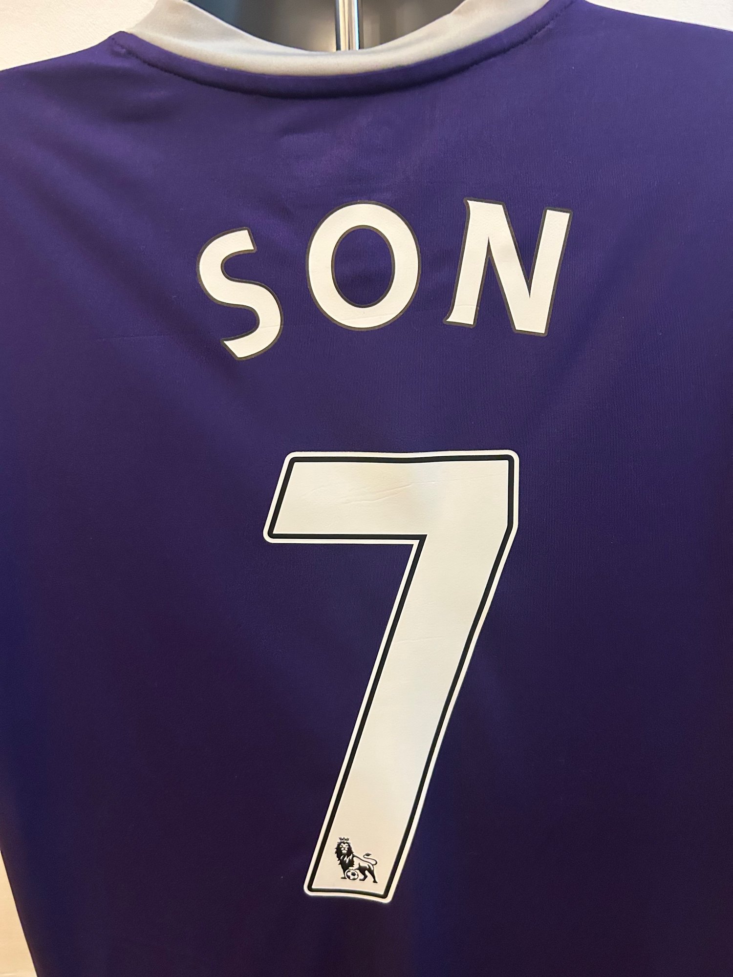 Image of Tottenham Hotspur “SON 7” 2015/16 Third Shirt + PL patches (XL)