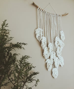 Image of ´Feather´ wall hanging