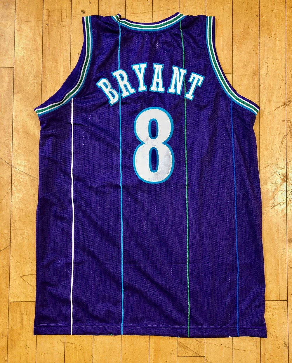 #8 Kobe Bryant Charlotte Hornets (White)