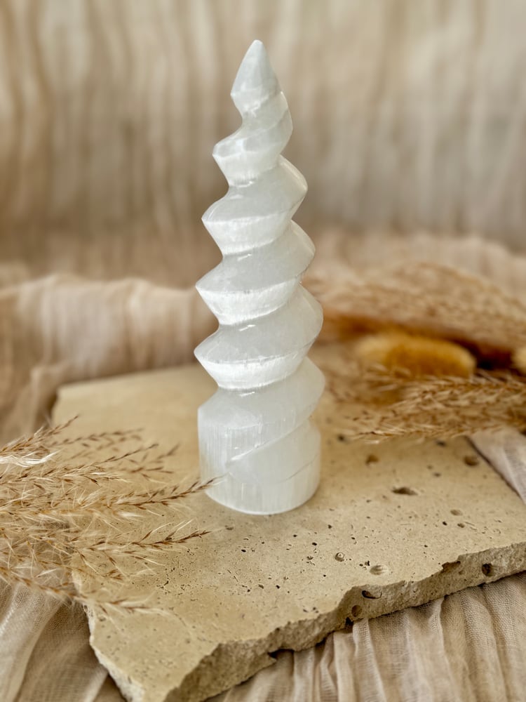 Image of Selenite Roller Tower