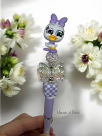 Image 1 of Daisy With Bow Pen