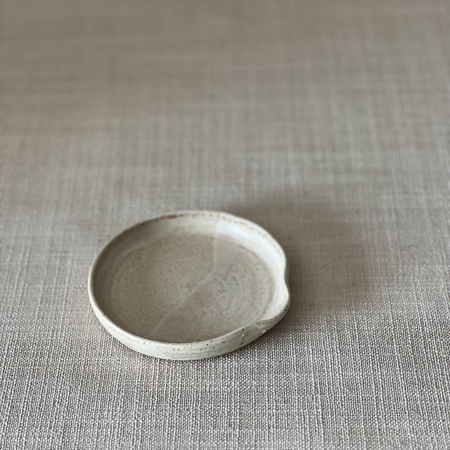 Image of MELLOW SPOON REST 