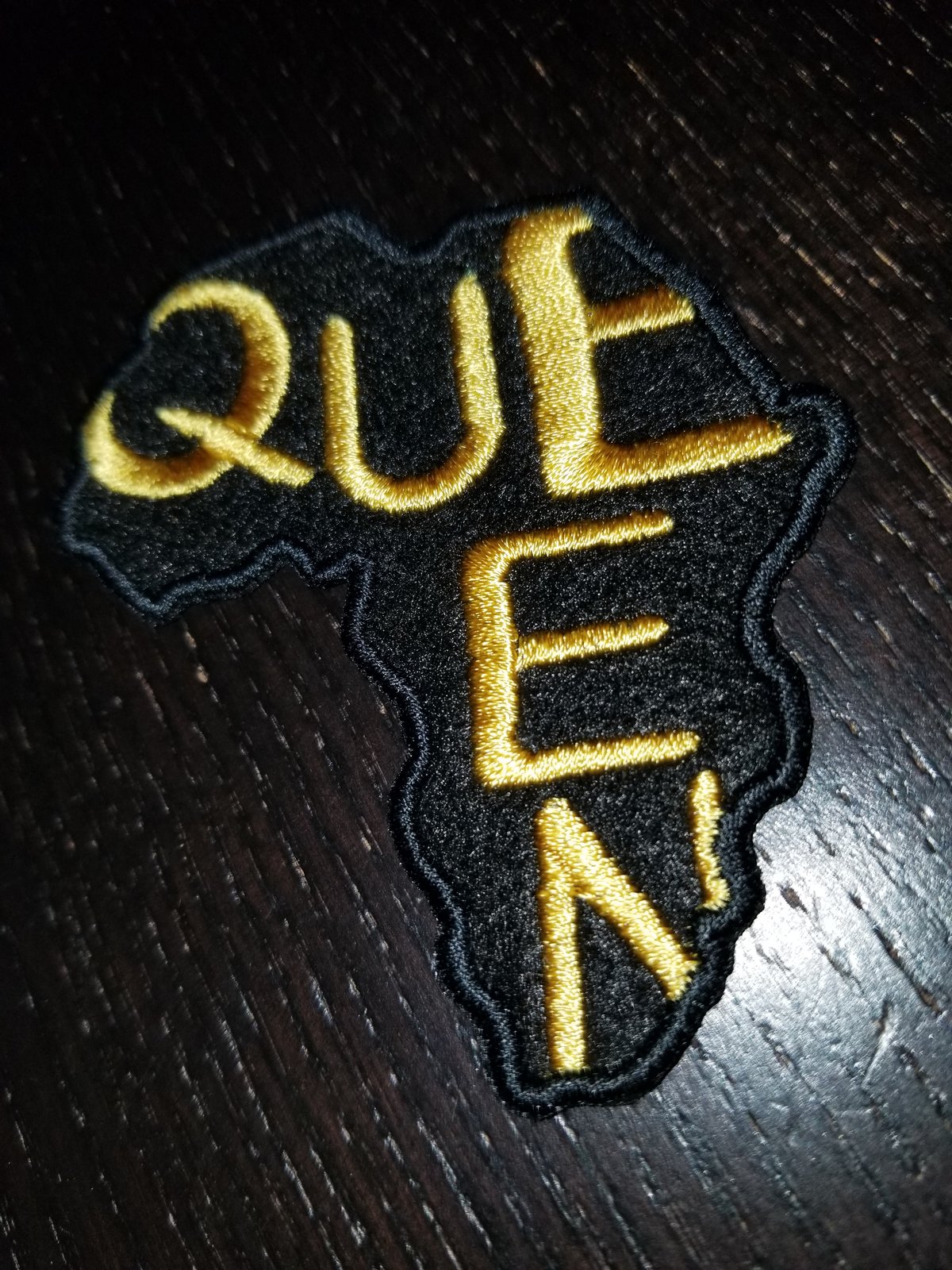 Image of Queen Appliqué