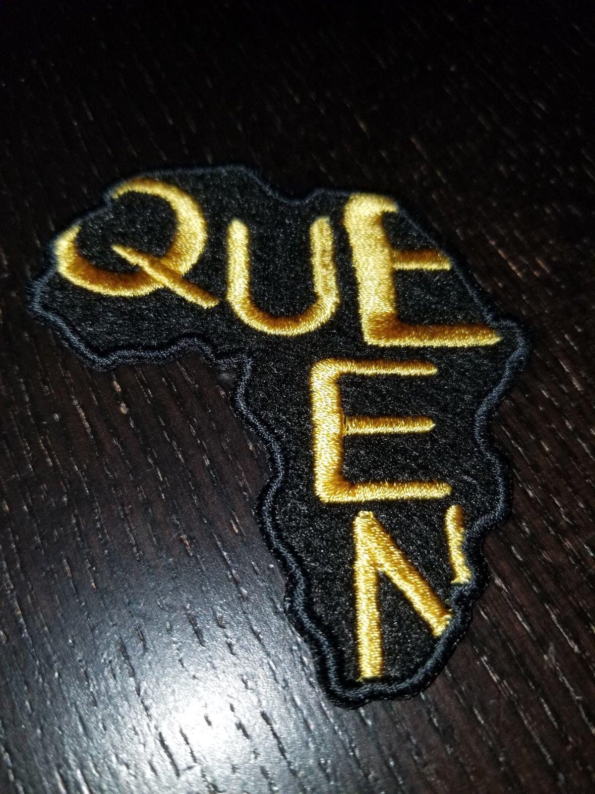 Image of Queen Appliqué