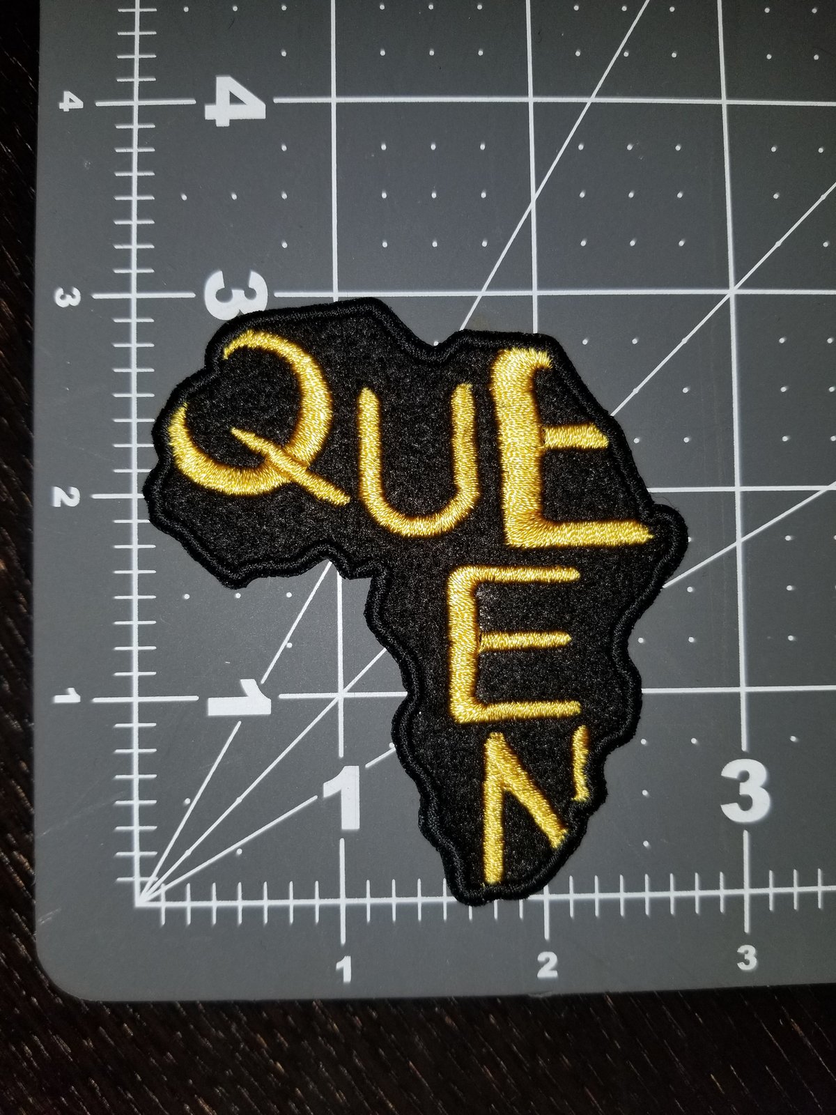 Image of Queen Appliqué