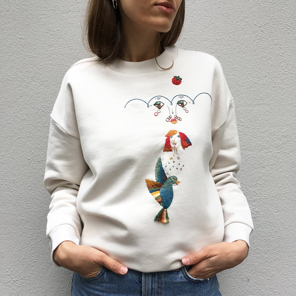 Image of Le cirque de mes pensées iv - original hand embroidery on organic cotton sweatshirt