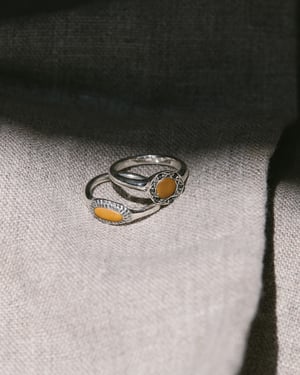 Image of Zenit ring with stone & black spinels