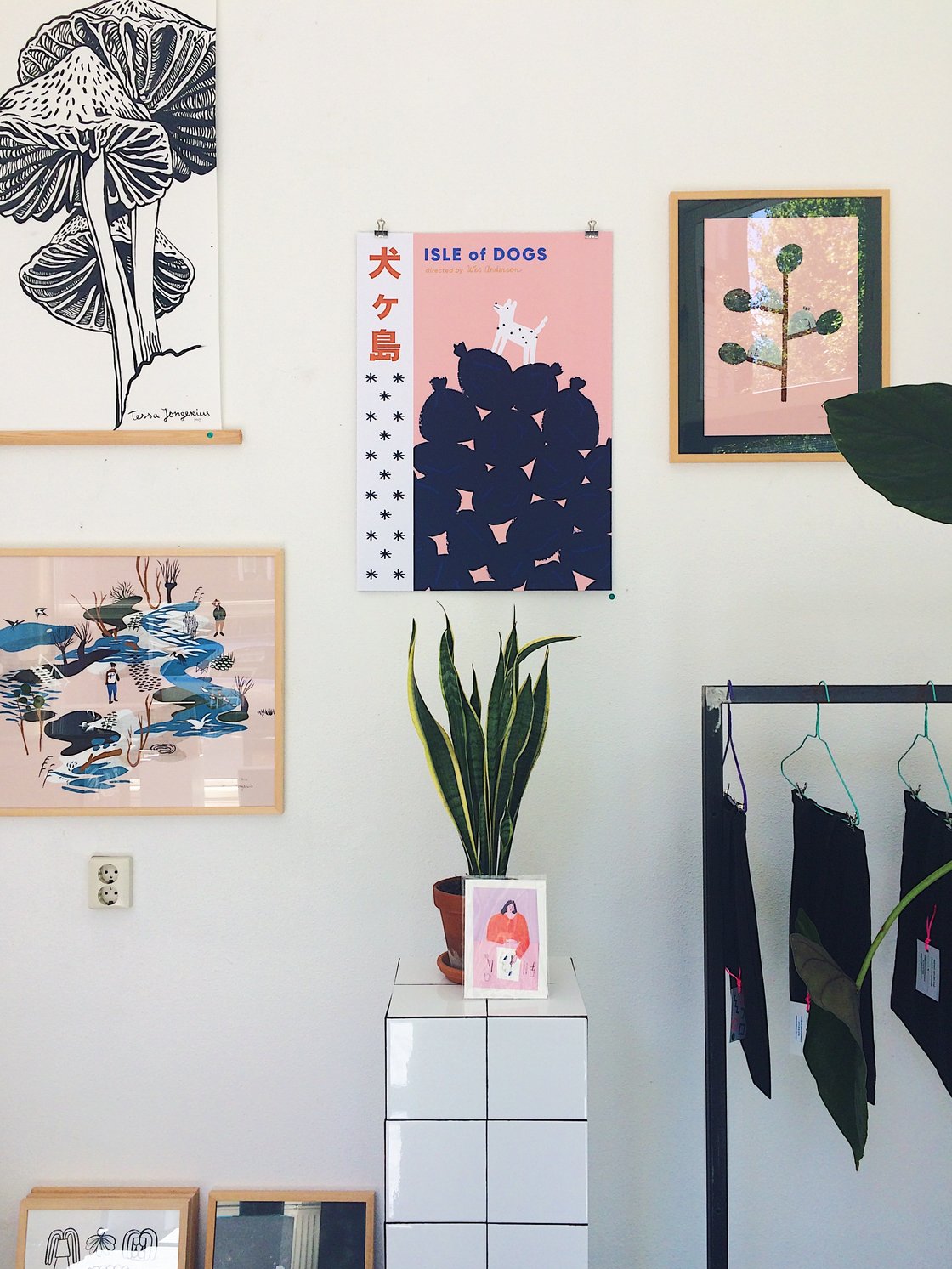 Image of Isle of Dogs • Poster